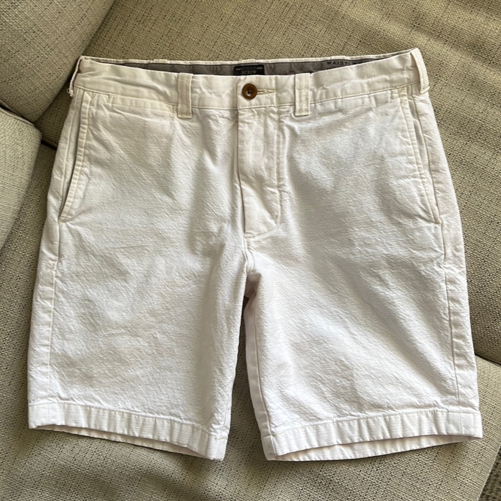 J Crew Stanton Cream / Off White Shorts 31 x 9” inseam